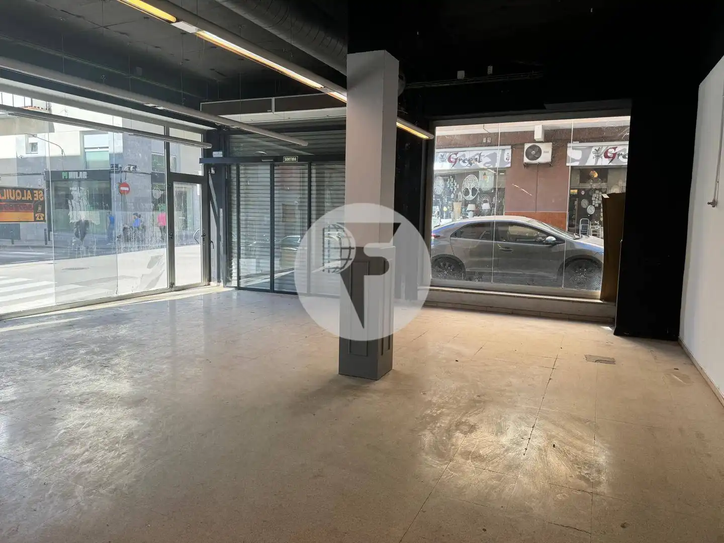 Local comercial en Terrassa - Foto 4