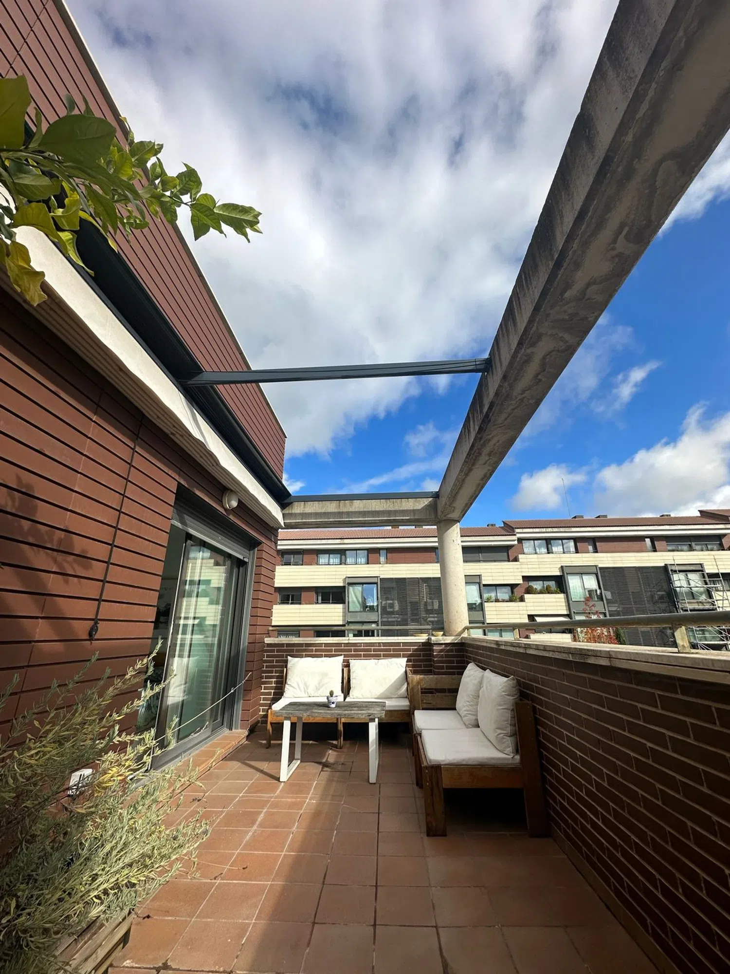 Piso en calle del Monasterio de Liébana, 9 - Foto 2