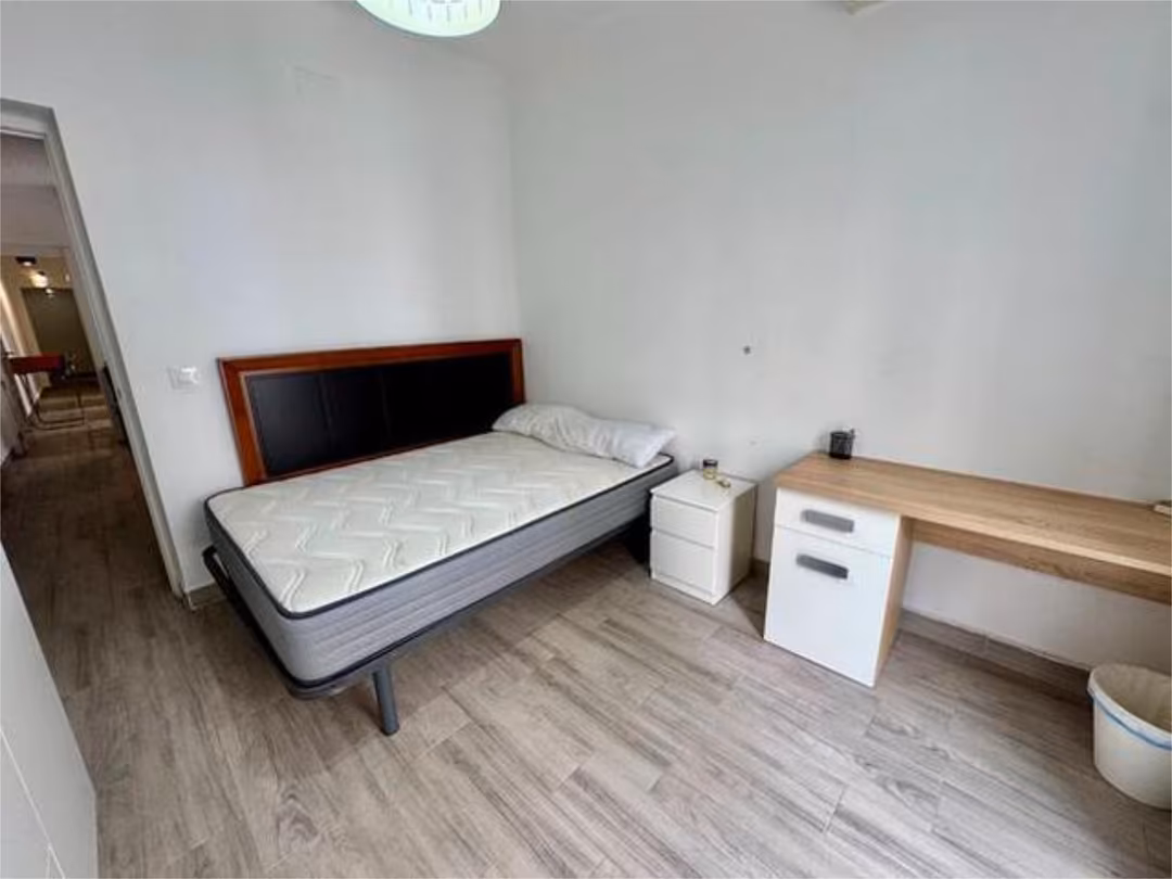 Piso en Ciudad Jardín - Foto 4