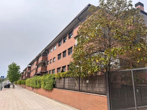 Piso en avenida de la Dehesa, 4 - Foto 1