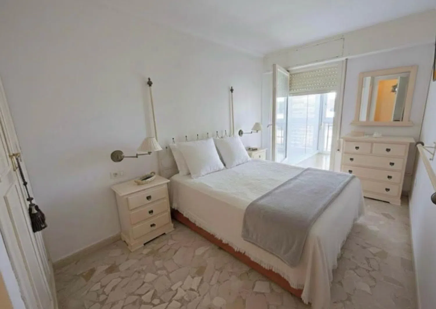 Piso en Barrio Playa de San Juan - Foto 1