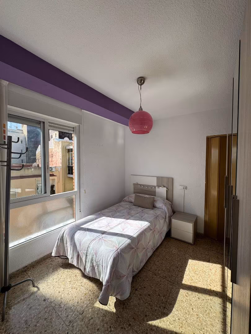 Piso en  Calle Montero Ríos 91 - Foto 5