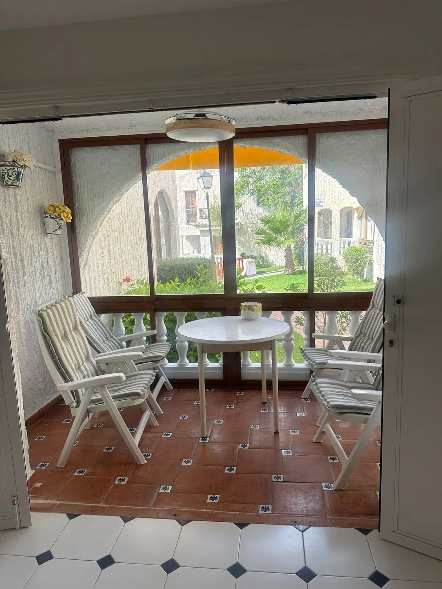 Chalet adosado en avenida Santiago Bernabéu, 78 - Foto 1