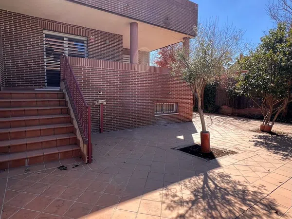 Chalet pareado en Algete - Foto 4