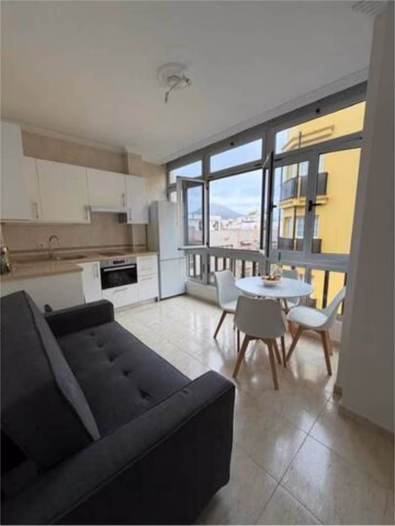 Piso en Las Canteras