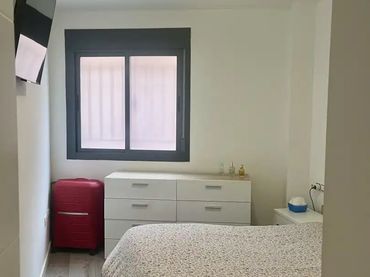 Piso en  Calle Emiliano Gómez Sevillano 5 - Foto 8