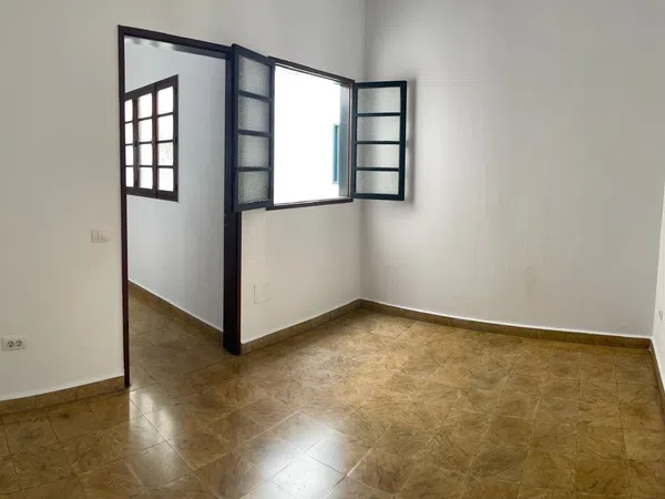 Piso en calle Triana, 48 - Foto 2