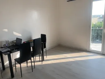 Piso en  Avinguda del Canal 10 - Foto 1