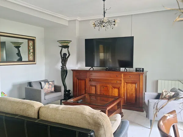 Chalet adosado en Calle de Homero, 33 - Foto 4