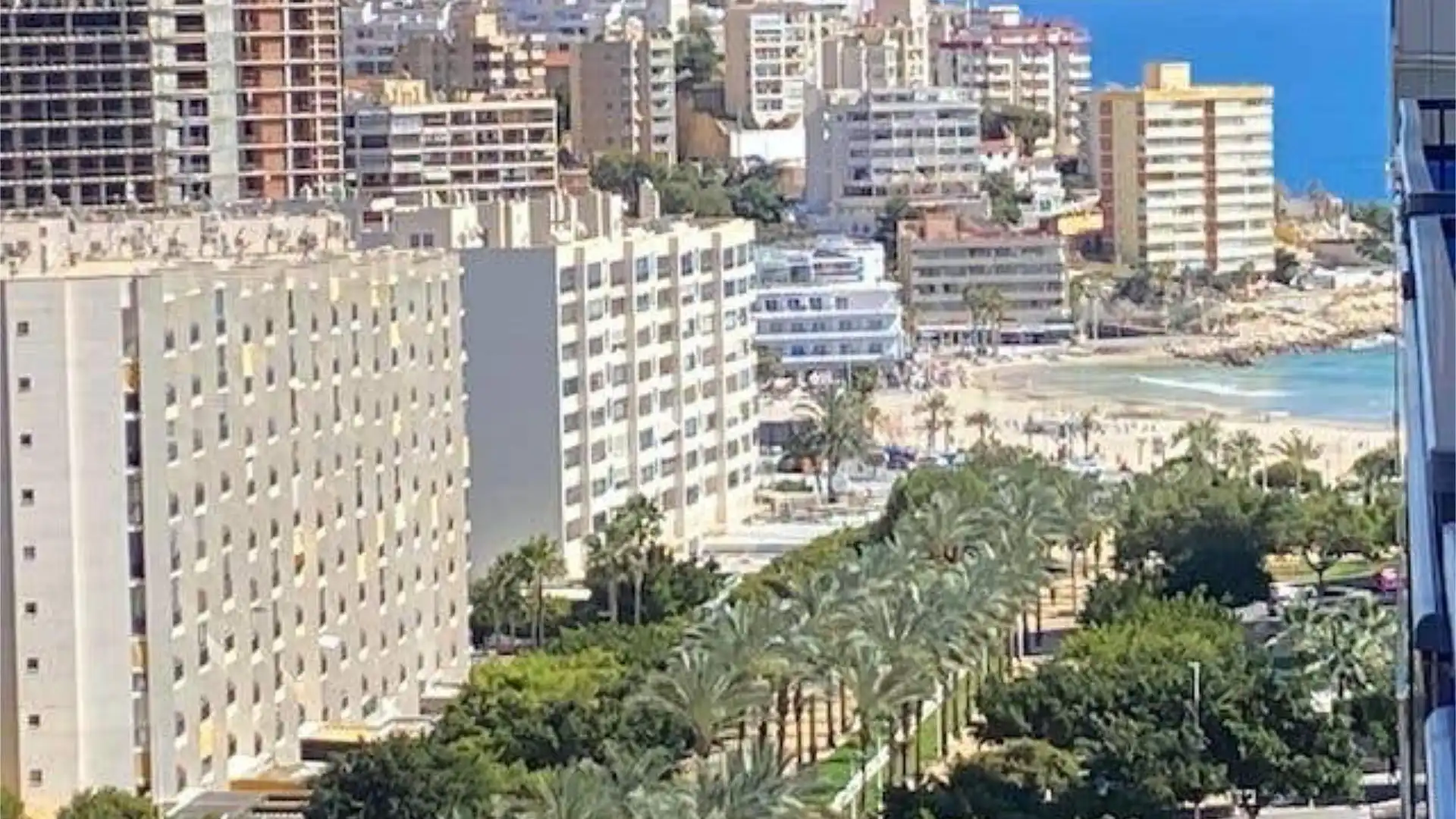 Piso en Cala Villajoyosa - Foto 1