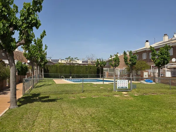 Chalet adosado en avenida Los Rectores, 20 - Foto 1