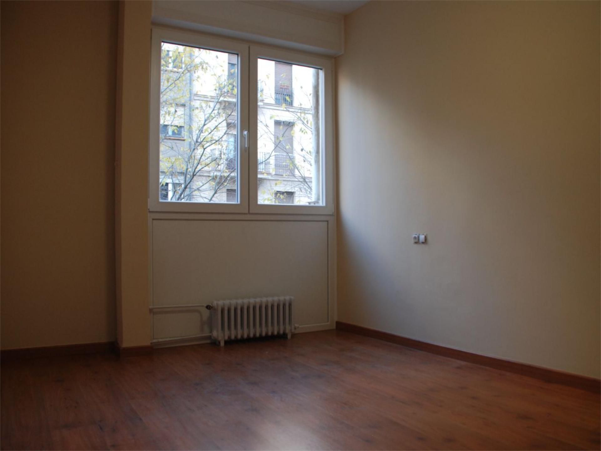 Piso en  Carrer del Consell de Cent 168 - Foto 12