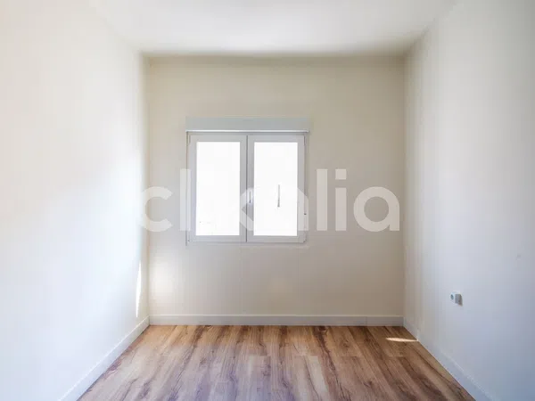 Piso en calle Profesores Hermanos Muñoz - Foto 12