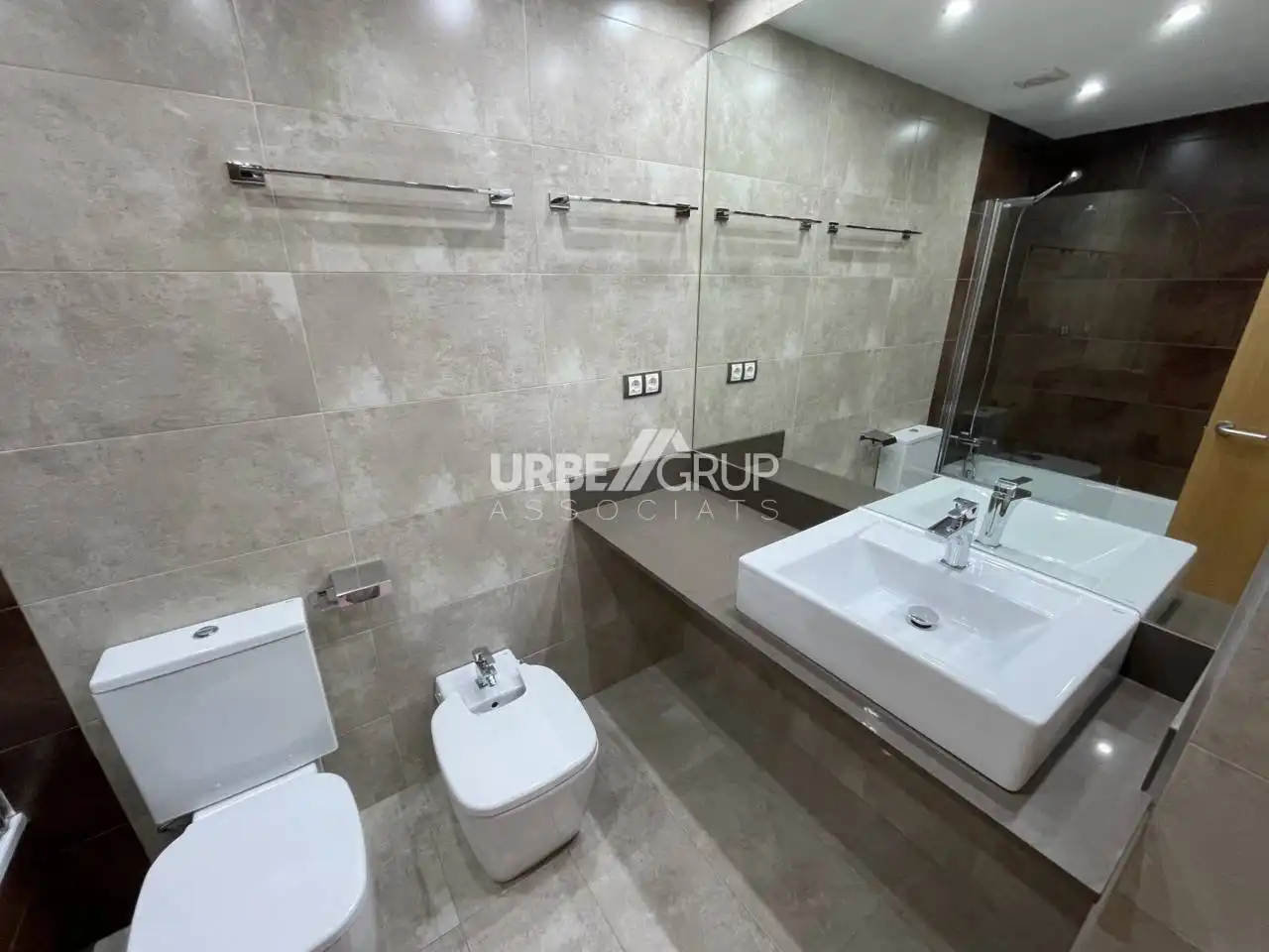 Piso en  Calle SOLSONA - Foto 2
