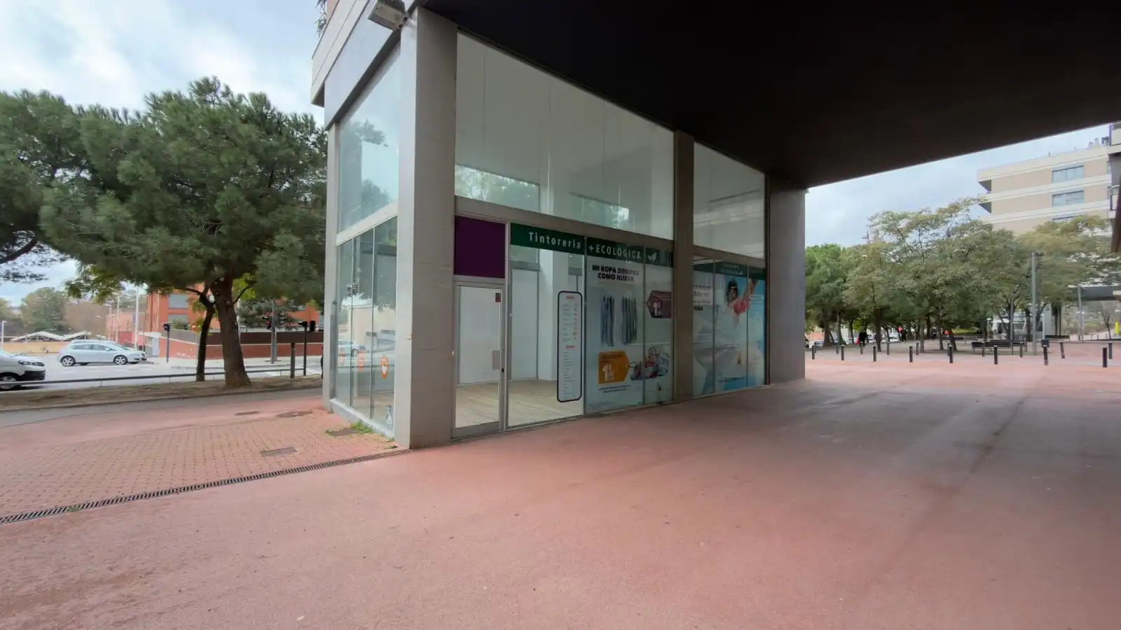 Local comercial en  Carrer Ernest Lluch 9 - Foto 14