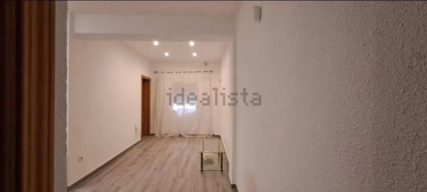 Piso en Calle De Silvio Abad, Zofío - Foto 2