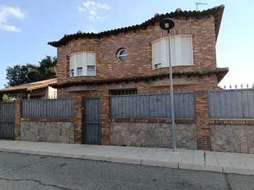Chalet en  Calle de la Fuente Valdoma 16 - Foto 1
