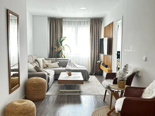 Piso en calle de Valderribas, 80