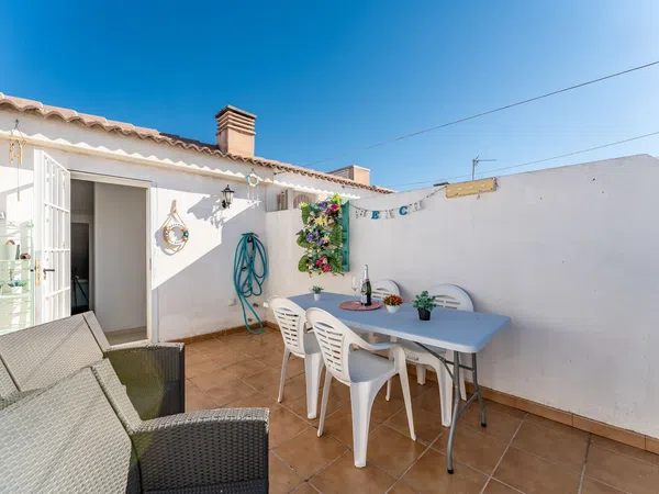Dúplex en Calle Sancti Espíritu, 5, Polígonos - Recinto Ferial - Foto 1