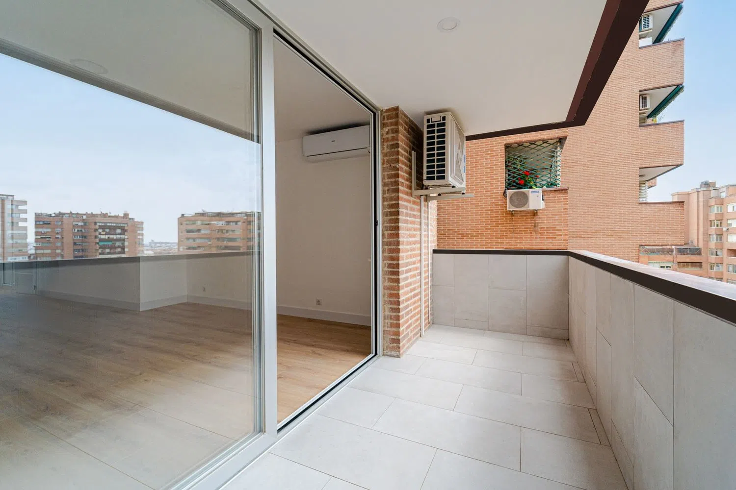 Piso en calle de la Condesa de Venadito - Foto 4