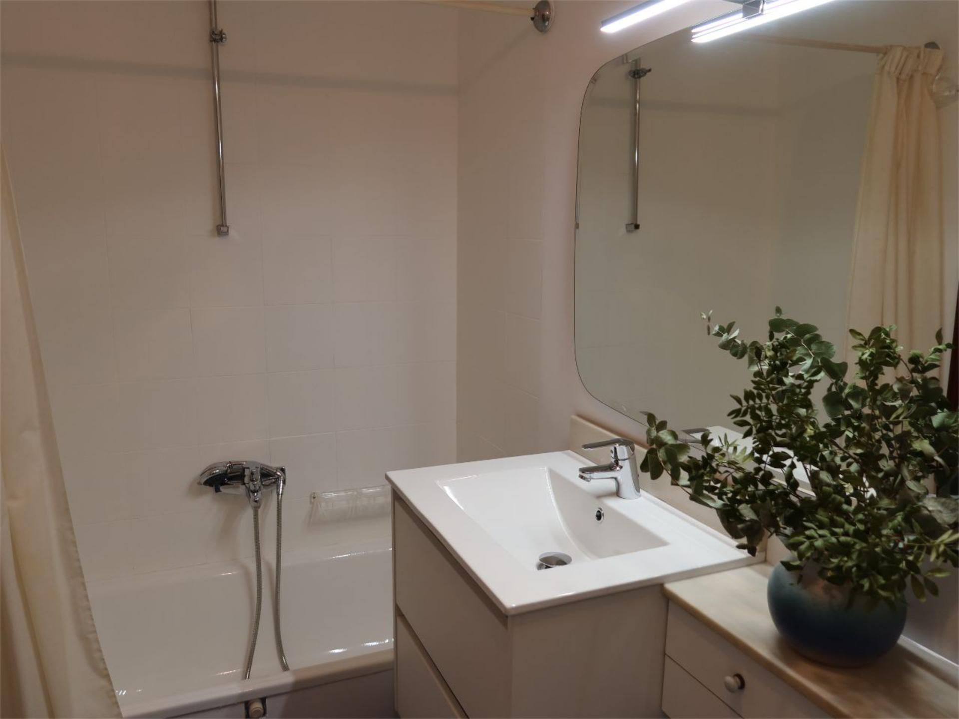 Piso en  Avenida de la Reina Victoria 39 - Foto 16