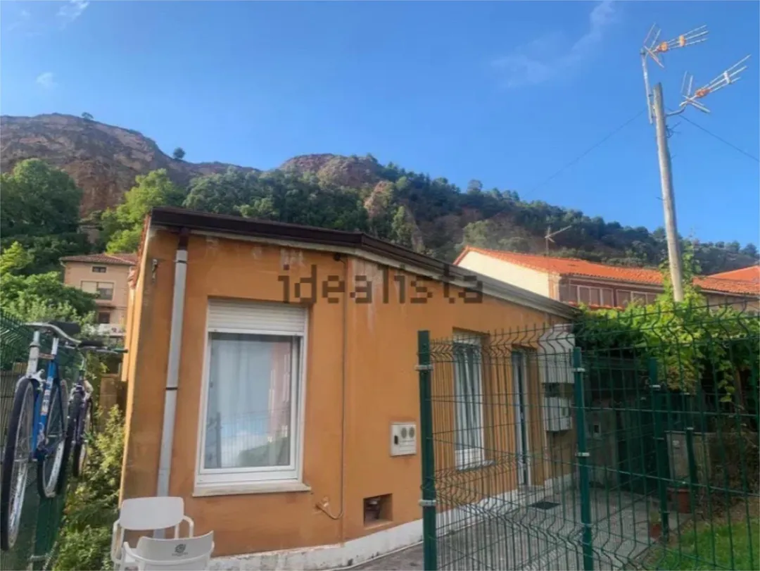 Casa adosada en  Calle Juan Guerrero Urreisti 39B - Foto 13