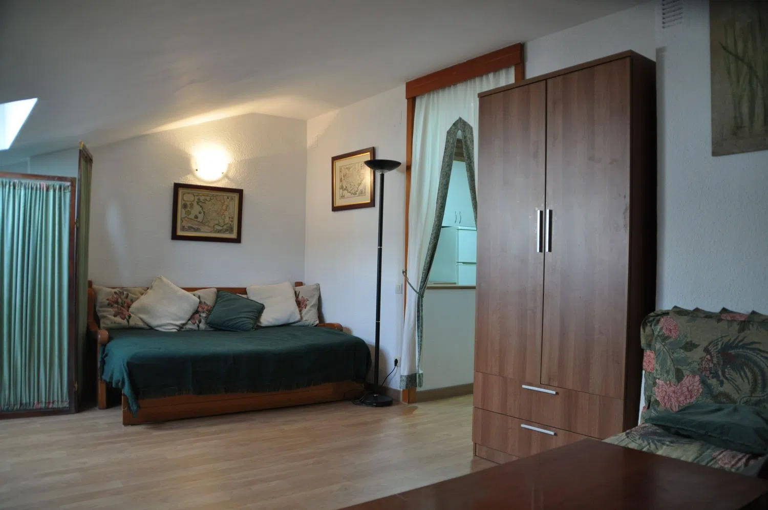 Estudio en avenida de los Reyes de España, 26 - Foto 1