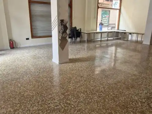 Local comercial en  Calle Cisne 2 - Foto 3