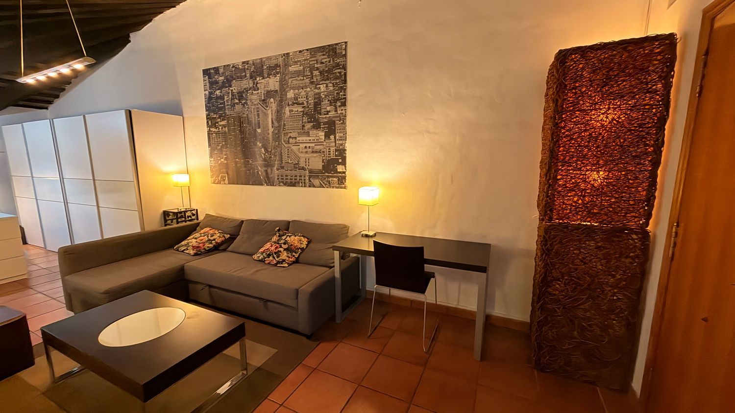 Estudio en calle del Comte de Montornés, 20 - Foto 2