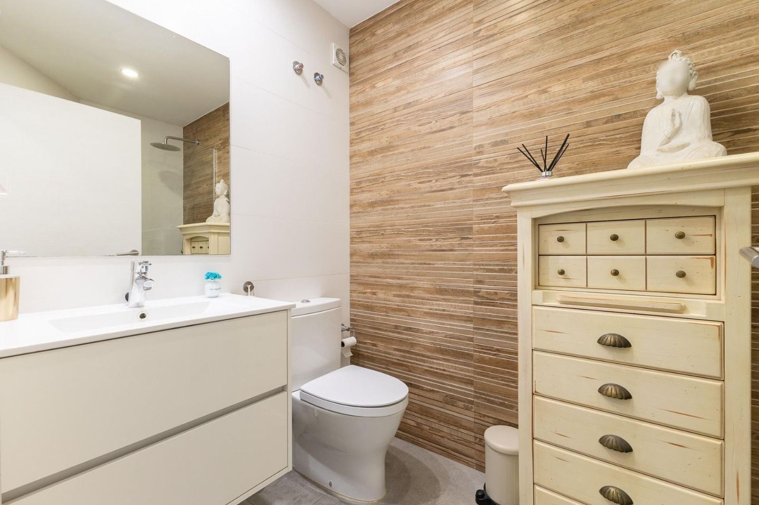 Piso en calle de la Reina, 84 - Foto 17