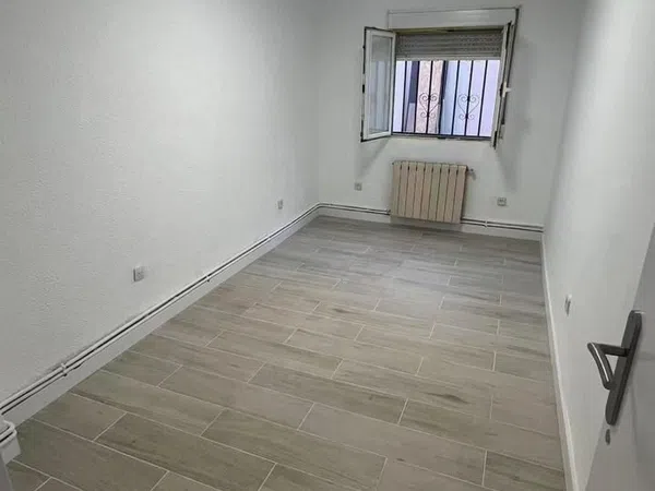 Piso en La Alhóndiga, La Alhóndiga - Foto 5