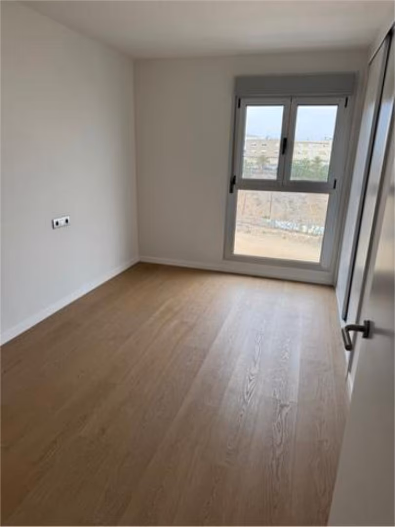 Piso en las torres - Foto 4