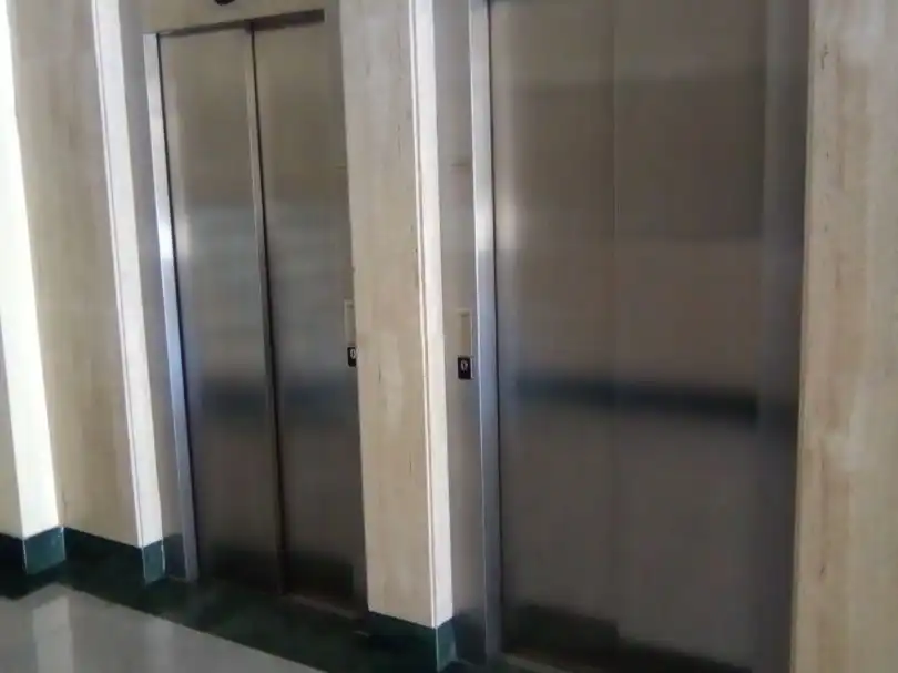 Piso en  Plaza Ciudad de los Cármenes 5 - Foto 4