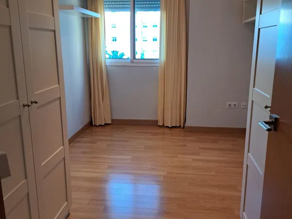 Piso en Los Bermejales - Foto 3