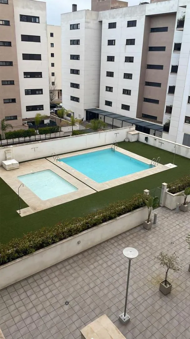 Piso en  Calle Escritora Ángeles López de Ayala 7 - Foto 2