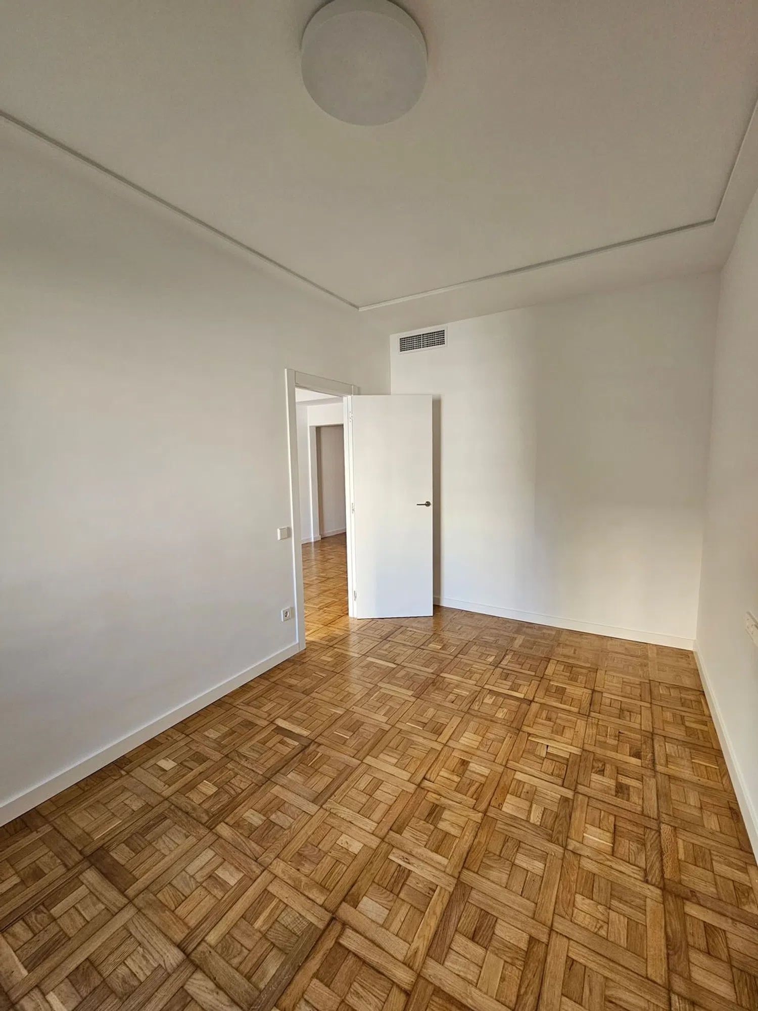 Piso en calle de Pau Claris, 70 - Foto 14