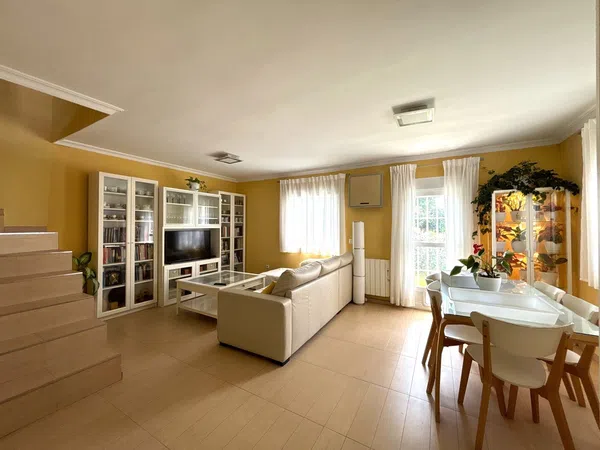 Chalet adosado en Calle Simón Benito Boxoyo, 39 - Foto 3