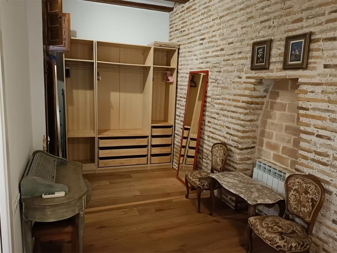 Piso en  Carrer de la Corona 6 - Foto 2