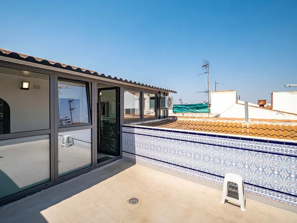 Chalet adosado en Palos de la Frontera - Foto 12