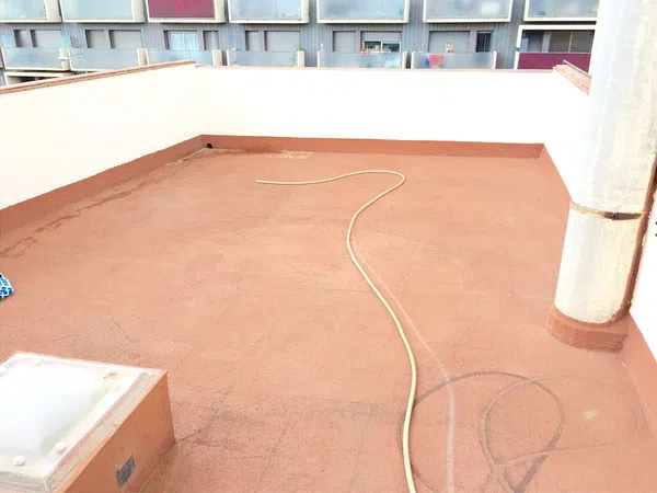 Chalet adosado en paseo del Vint-i-dos de Juliol, 550 - Foto 17