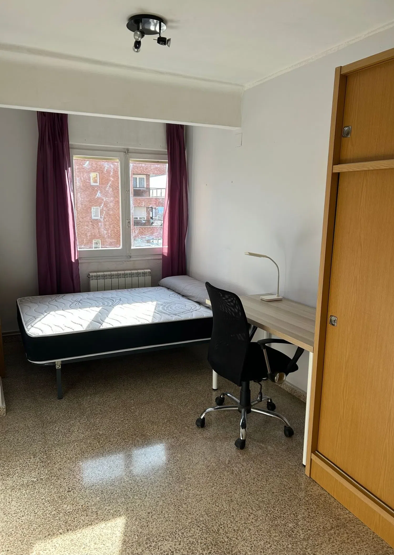 Piso en avenida de Cesáreo Alierta, 105 - Foto 7