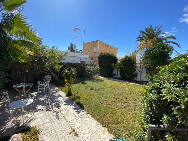Chalet pareado en Calle José Zorrilla, 17, Dehesa de Campoamor - Foto 1