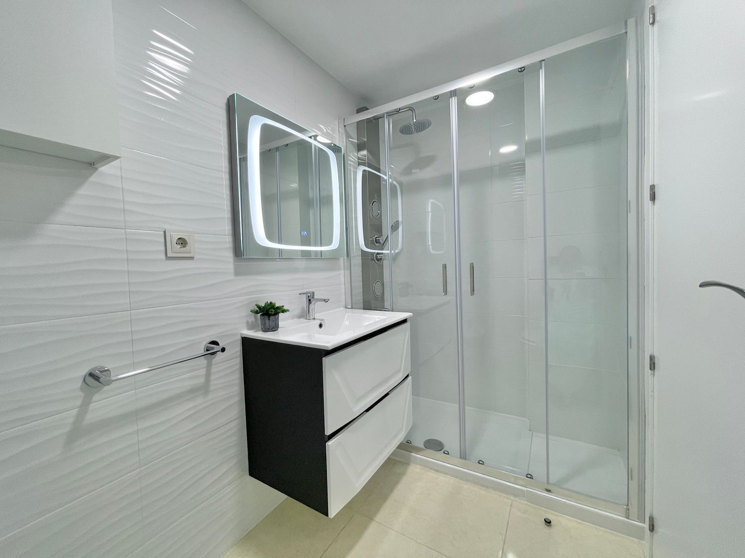 Piso en Calle Amplaries, 9, Miramar - Sol Park - Foto 9