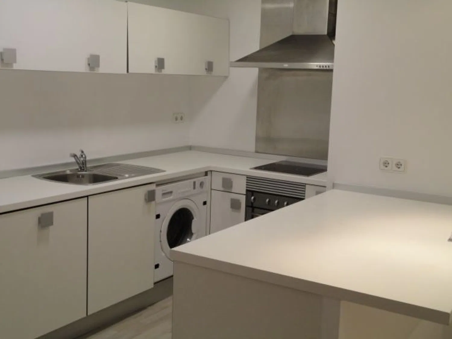 Piso en avenida del General Perón, 32 - Foto 3