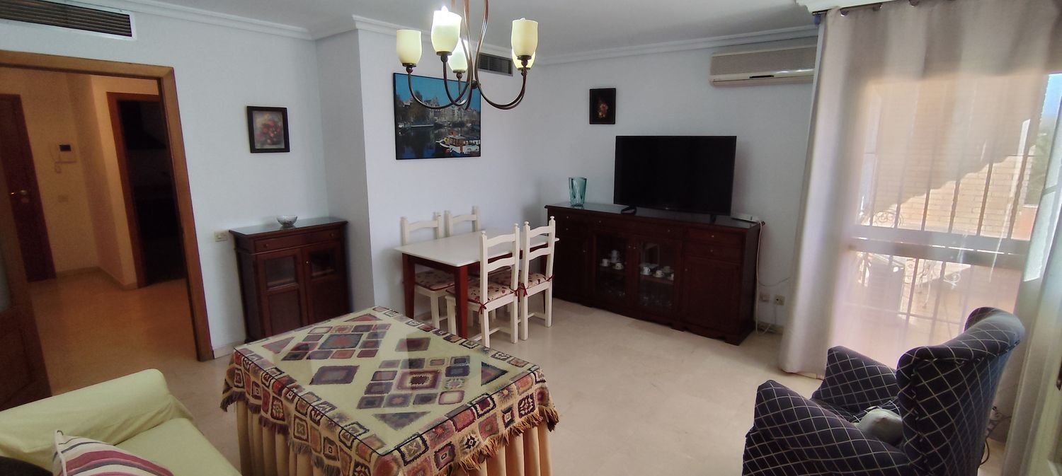 Piso en avenida la Aeronáutica, 2