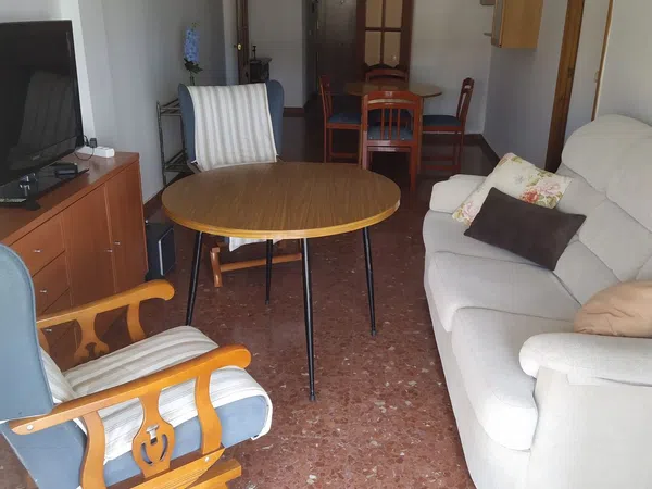 Piso en calle José María Pemán, 1