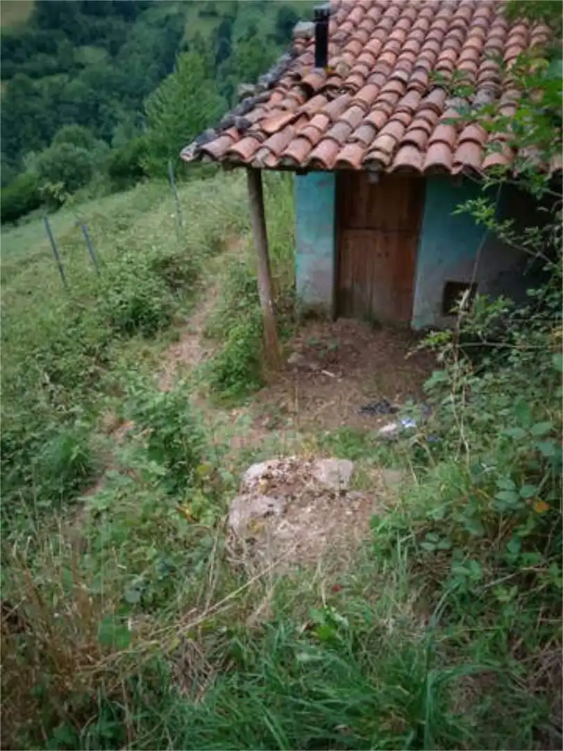 Chalet en Los Tornos, Laviana - Asturias - Foto 2