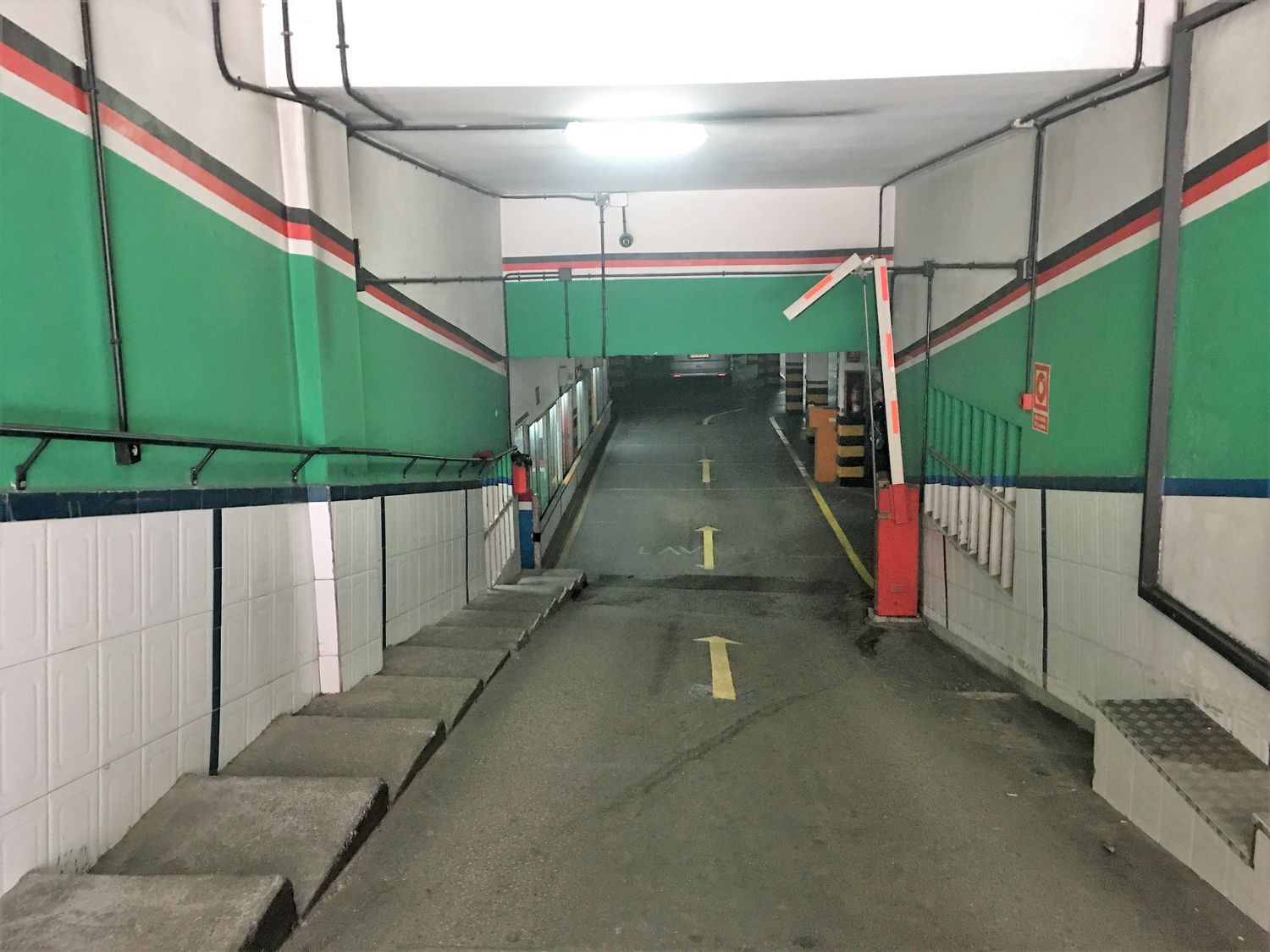Garaje en Avenida de Oviedo, 69, Lugones, Lugones - Foto 2