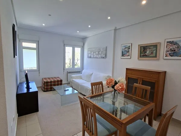 Piso en avenida Castañeda, 15 - Foto 1