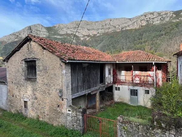 Casa o chalet independiente en N-634 Cangas de Onis s/n - Foto 1